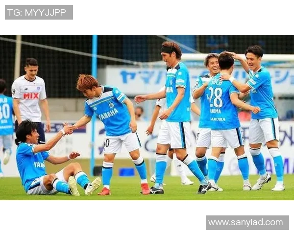 磐田山叶迎战东京绿茵争夺关键积分的激烈对决 磐田山叶迎战东京绿茵争夺关键积分的激烈对决