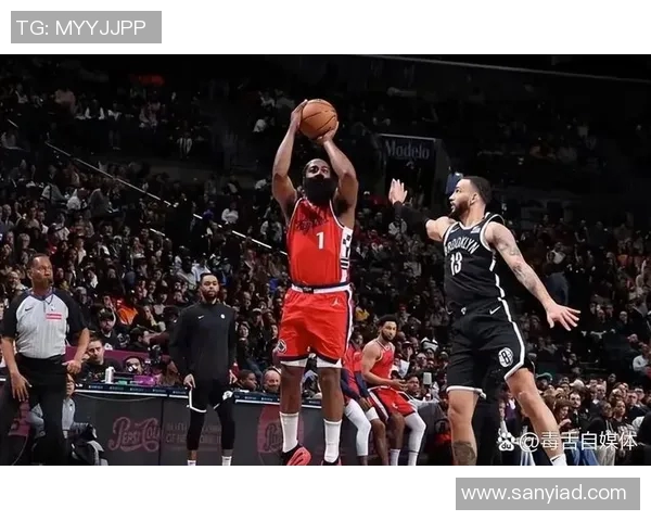 篮网与快船对决球员表现全面分析与数据对比